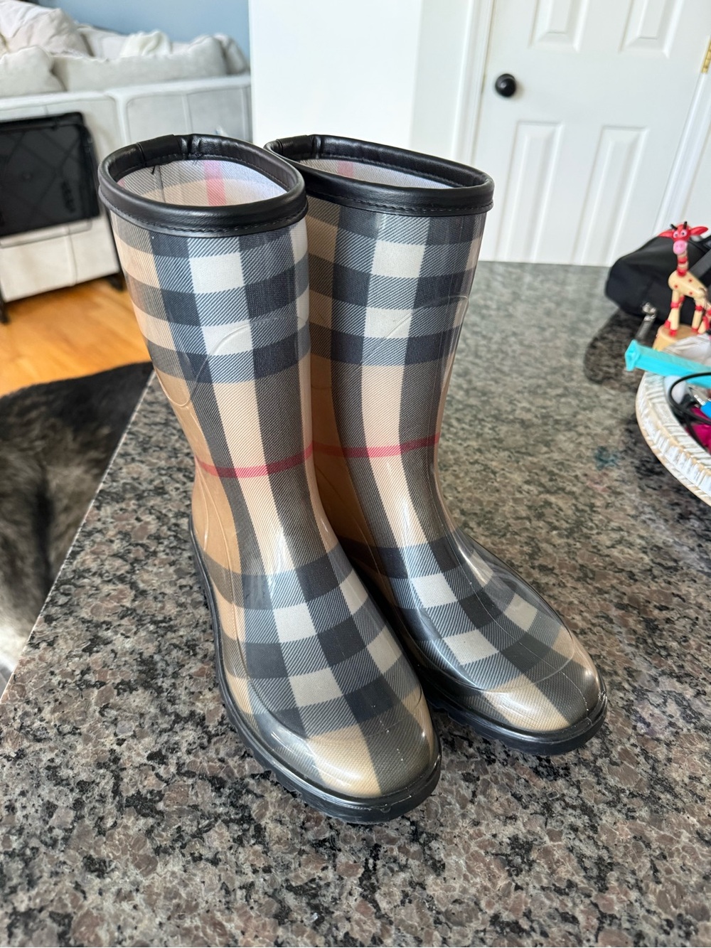 Burberry Rain Boots Women’s Size 5.5